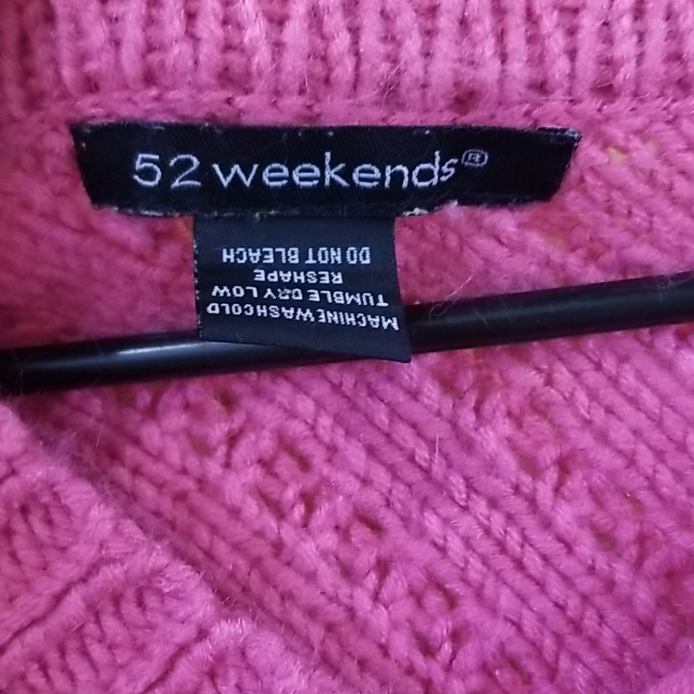 52 Weekends Shawl - Picture 2 of 7
